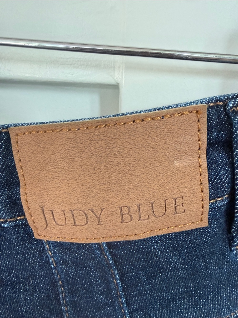 Judy Blue NWOT Wide Leg Cropped Women’s Jeans 31 - Picture 6 of 10